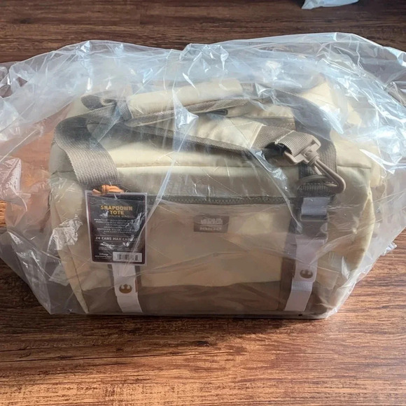 Princess Leia Star Wars Cooler Tote Crossbody Bag Igloo MaxCold Insulated NWT - Picture 7 of 7